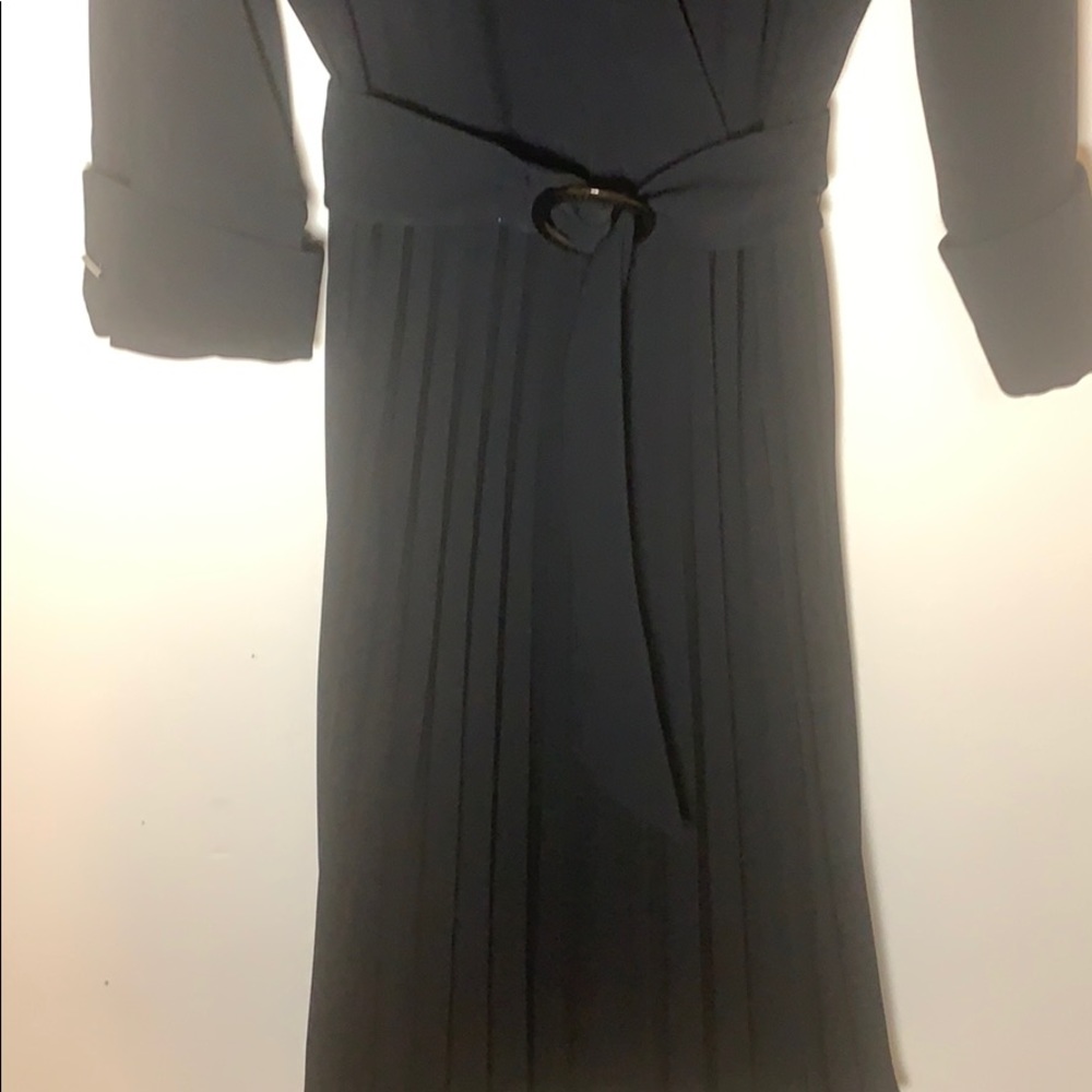 TAHARI DRESS - Picture 4 of 5